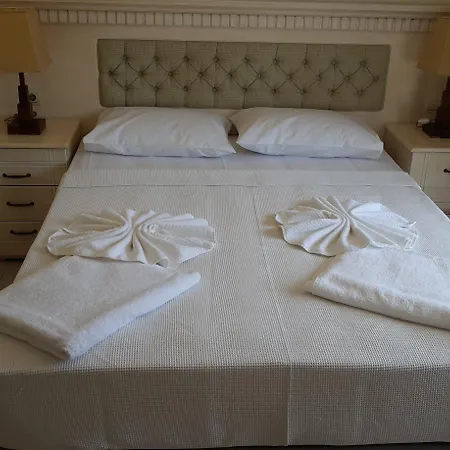 Sahin Palace 3* İçmeler