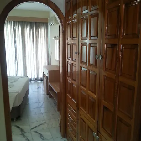 Hotel Sahin Palace 3*